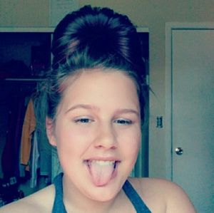 Meet your Posher, Mikayla